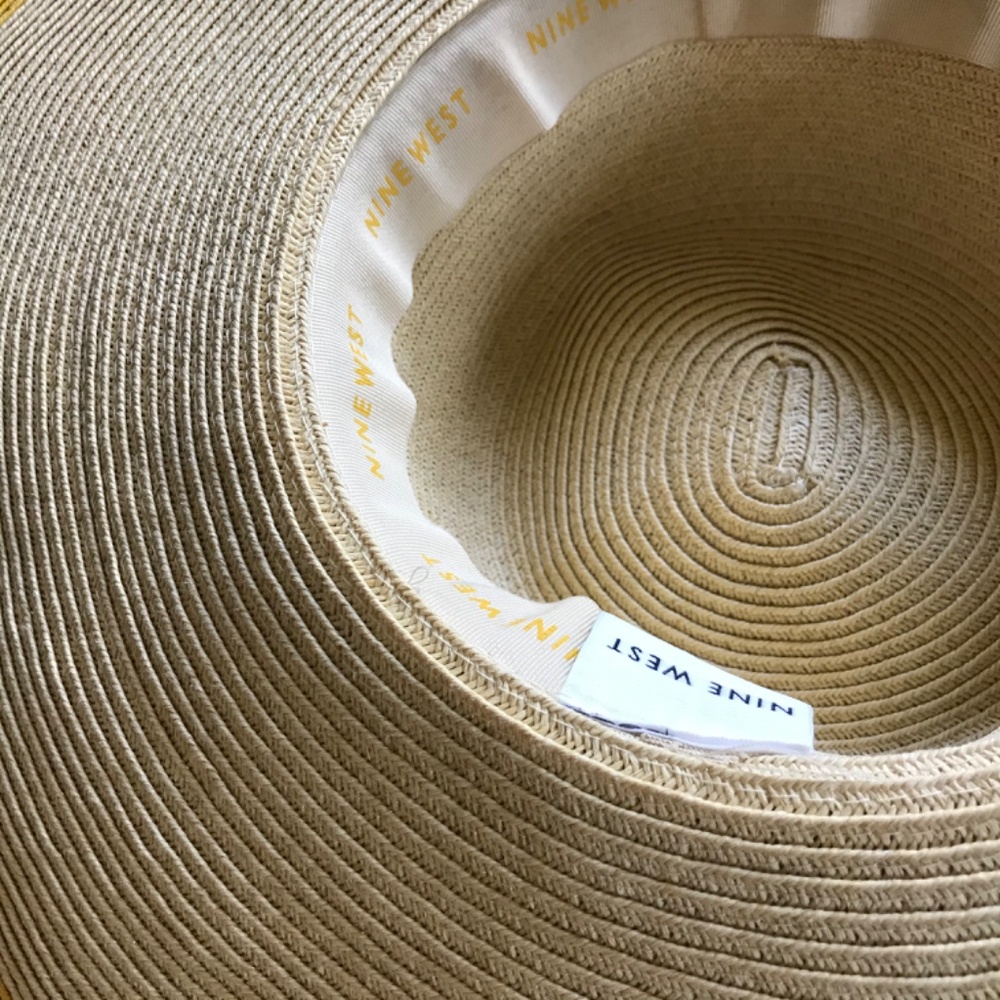 Big Floppy Beach Hat. - image 7